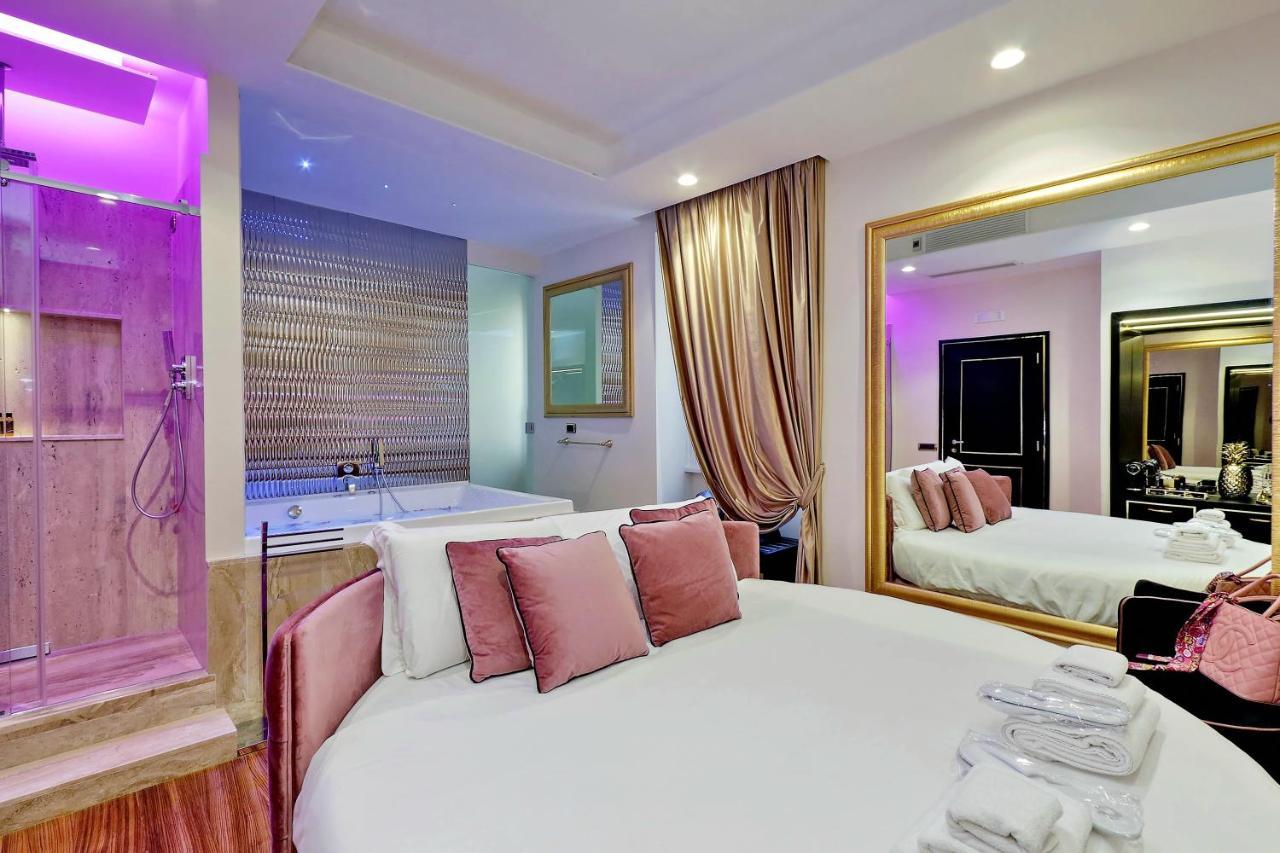 Spanish Hills Collection Luxury Suites & Jacuzzi Рим Экстерьер фото