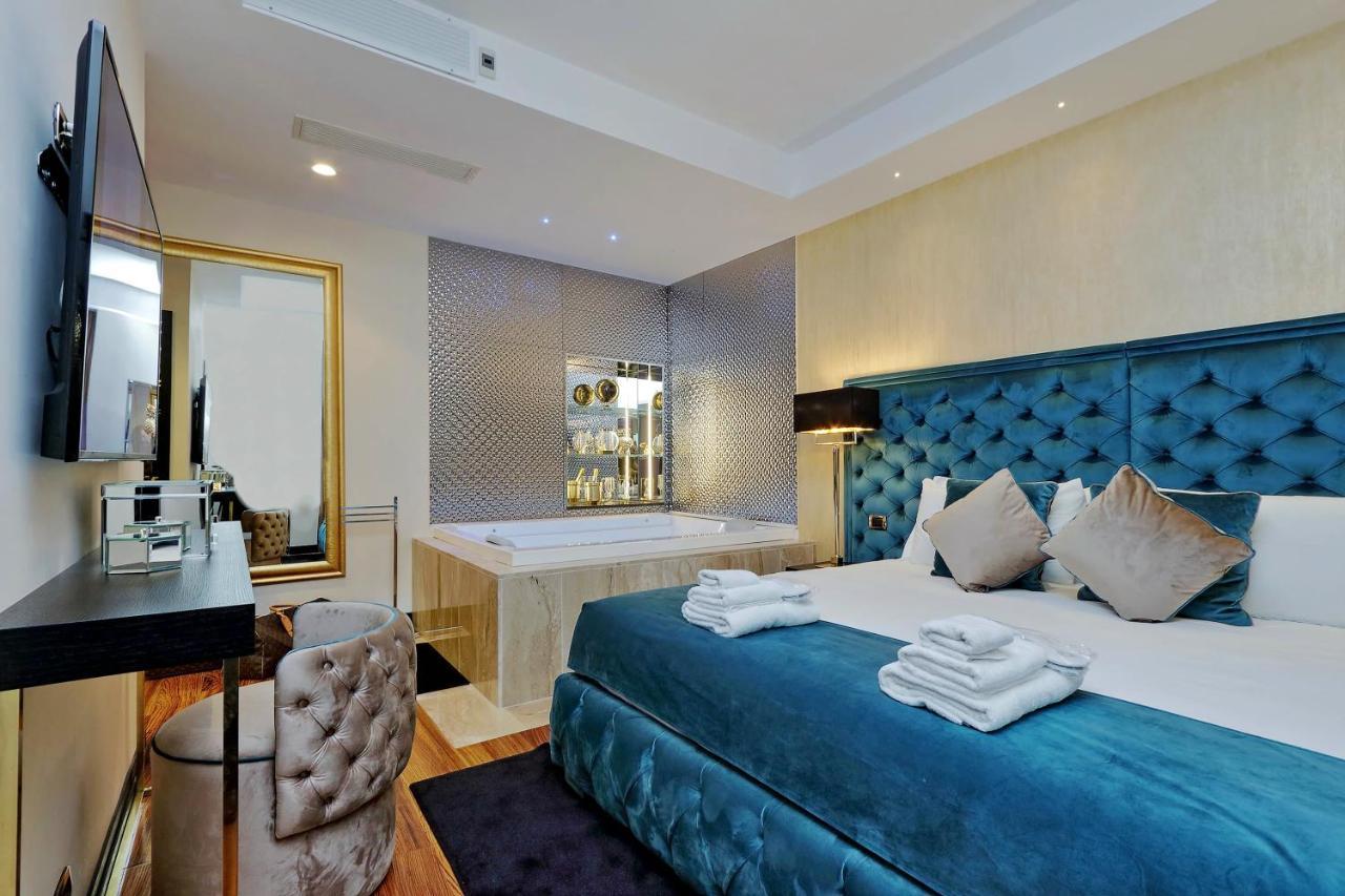 Spanish Hills Collection Luxury Suites & Jacuzzi Рим Экстерьер фото