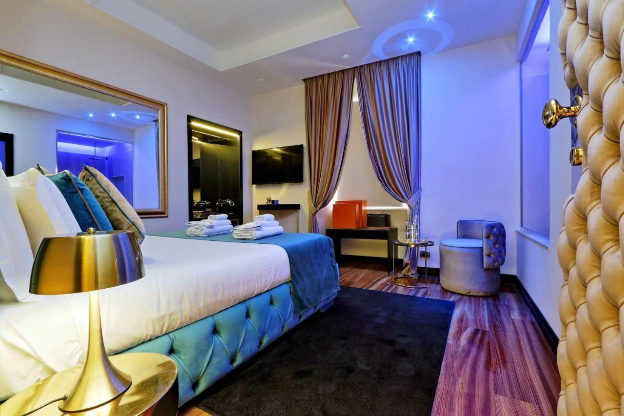 Spanish Hills Collection Luxury Suites & Jacuzzi Рим Экстерьер фото